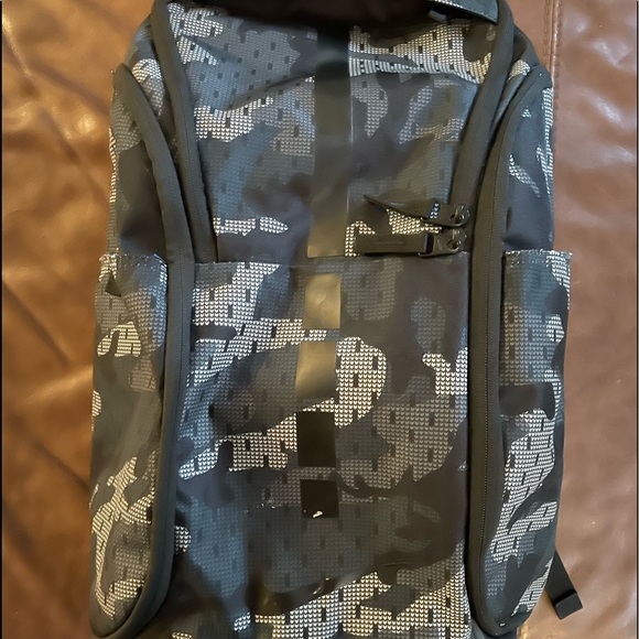 NIKE ELITE CAMO BACKPACK